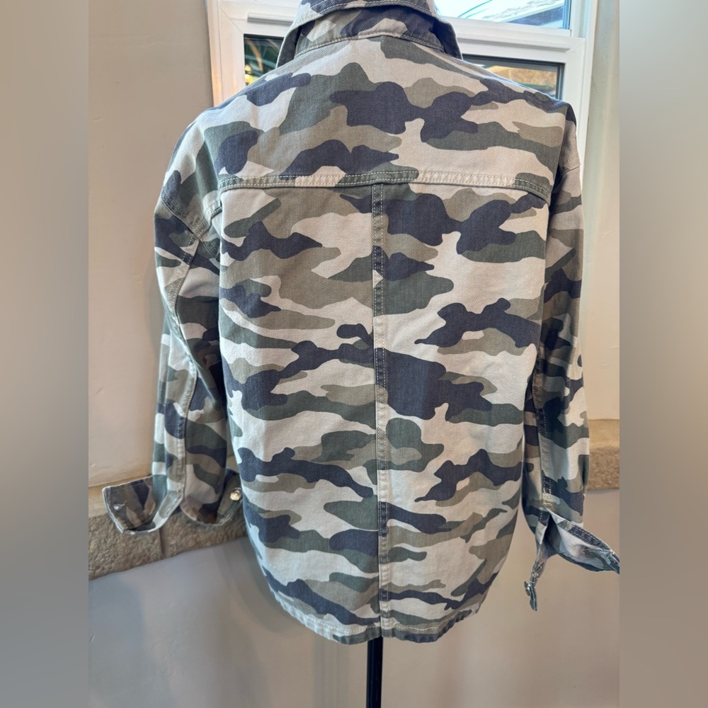 H&M - DIVIDED Camouflage Camo Lightweight Jacket Women’s Size Small - Picture 6 of 10